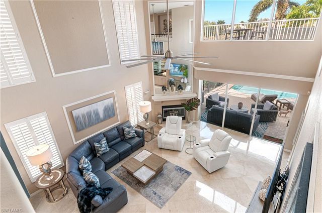 5965 Ashford LN, Naples, FL 34110