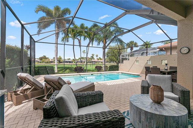 5965 Ashford LN, Naples, FL 34110