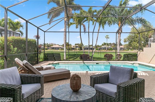 5965 Ashford LN, Naples, FL 34110