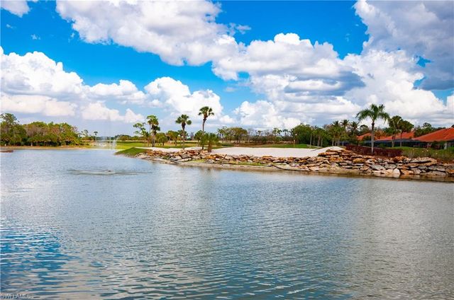 5965 Ashford LN, Naples, FL 34110