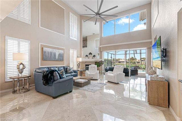 5965 Ashford LN, Naples, FL 34110