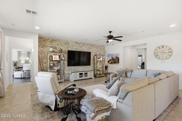 3946 W Post Ranch Place, Marana, AZ 85658