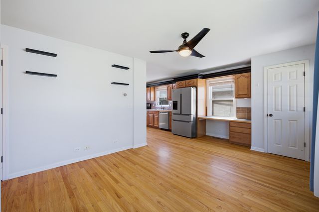 219 N Berteau Avenue, Bartlett, IL 60103
