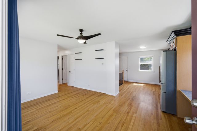 219 N Berteau Avenue, Bartlett, IL 60103