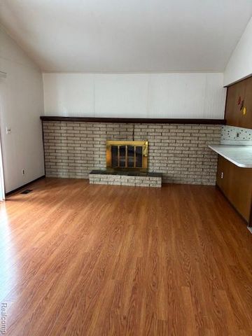 35427 Moravian Drive, Sterling Heights, MI 48312