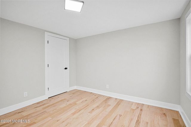 8 Newman Street, Hazlet, NJ 07734