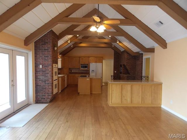 1301 Lurlyn Drive, Poplar Bluff, MO 63901