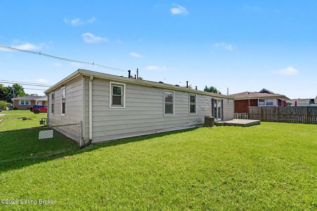 1008 Cristland Rd, Louisville, KY 40214