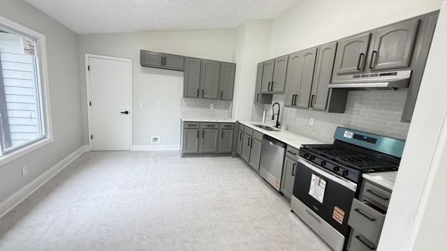 733 Inland Way, Lilburn, GA 30047
