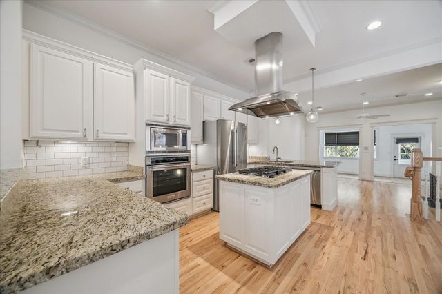 1223 Waverly Street, Houston, TX 77008