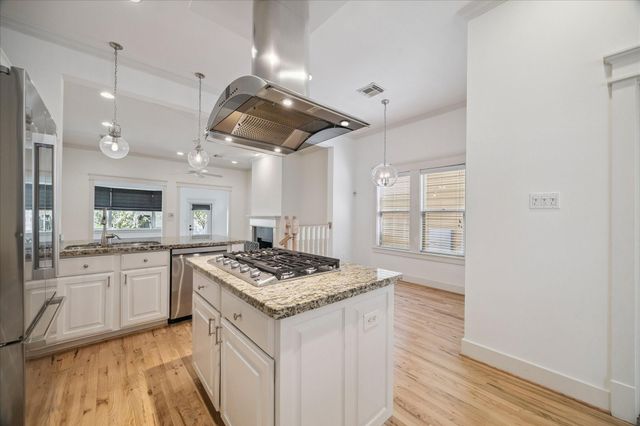 1223 Waverly Street, Houston, TX 77008