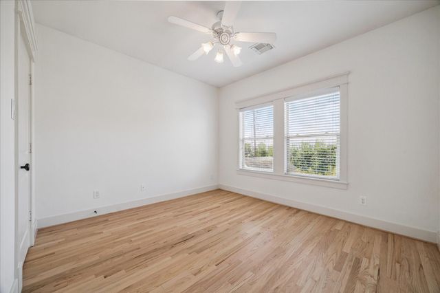 1223 Waverly Street, Houston, TX 77008