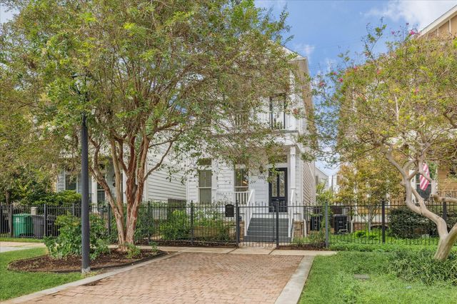 1223 Waverly Street, Houston, TX 77008