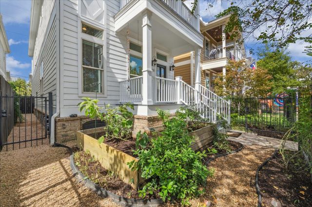 1223 Waverly Street, Houston, TX 77008