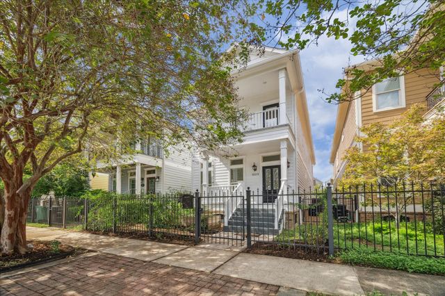1223 Waverly Street, Houston, TX 77008