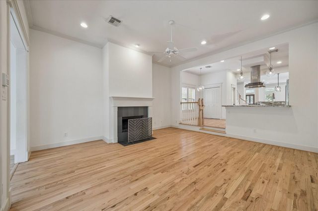 1223 Waverly Street, Houston, TX 77008