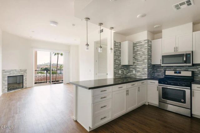 124 W Colorado Street 406, Glendale, CA 91204