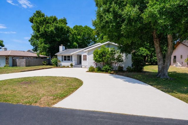 4424 MEADOW CREEK CIRCLE, Sarasota, FL 34233