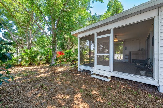 4424 MEADOW CREEK CIRCLE, Sarasota, FL 34233