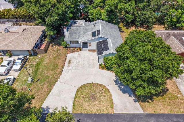 4424 MEADOW CREEK CIRCLE, Sarasota, FL 34233