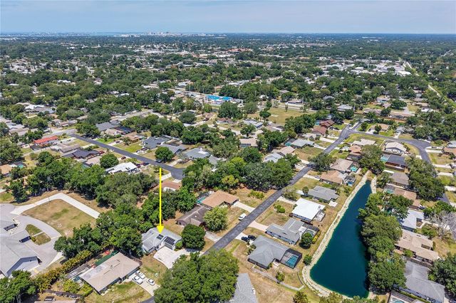 4424 MEADOW CREEK CIRCLE, Sarasota, FL 34233
