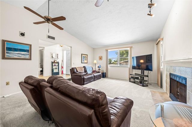 4424 MEADOW CREEK CIRCLE, Sarasota, FL 34233