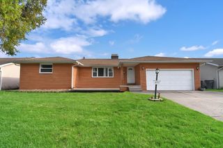 895 Janet Drive, Columbus, OH 43224