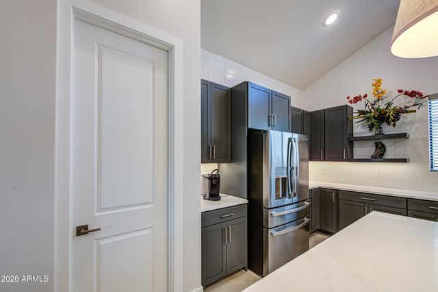 42113 N GOLDEN Trail, San Tan Valley, AZ 85140
