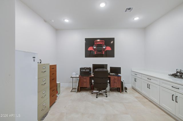 42113 N GOLDEN Trail, San Tan Valley, AZ 85140