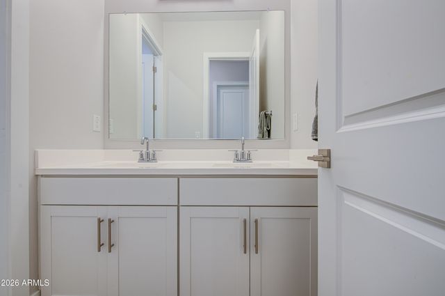 42113 N GOLDEN Trail, San Tan Valley, AZ 85140