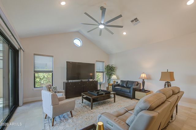 42113 N GOLDEN Trail, San Tan Valley, AZ 85140