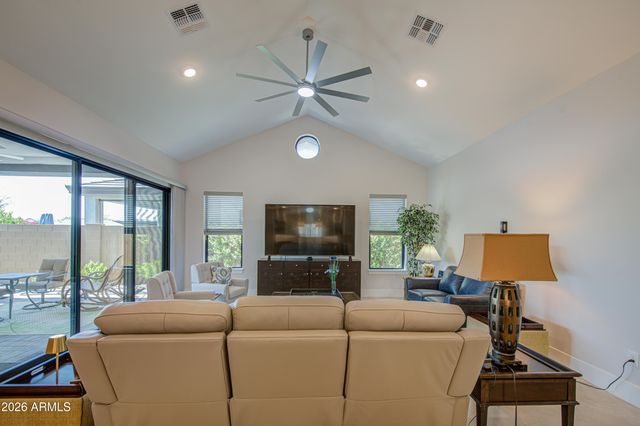 42113 N GOLDEN Trail, San Tan Valley, AZ 85140