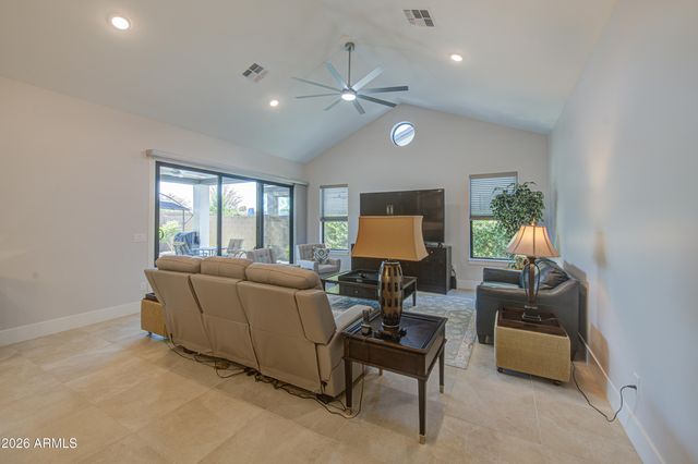 42113 N GOLDEN Trail, San Tan Valley, AZ 85140