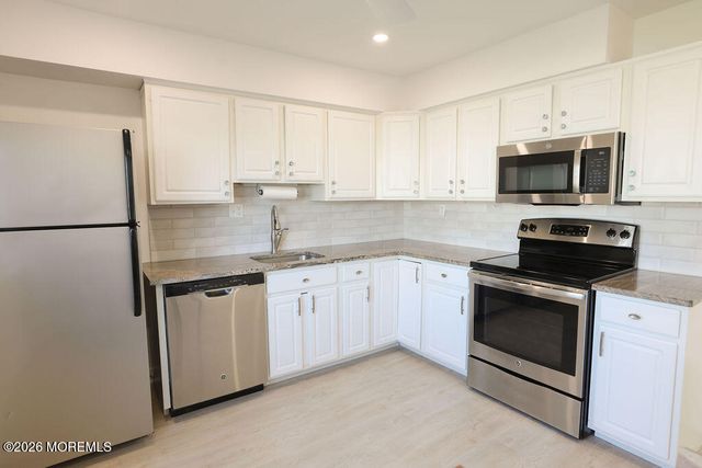 50 Valentine Street 22B, Monmouth Beach, NJ 07750