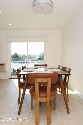 50 Valentine Street 22B, Monmouth Beach, NJ 07750