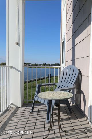 50 Valentine Street 22B, Monmouth Beach, NJ 07750
