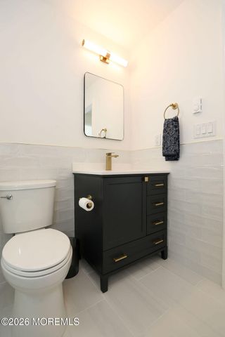 50 Valentine Street 22B, Monmouth Beach, NJ 07750