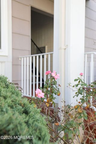 50 Valentine Street 22B, Monmouth Beach, NJ 07750
