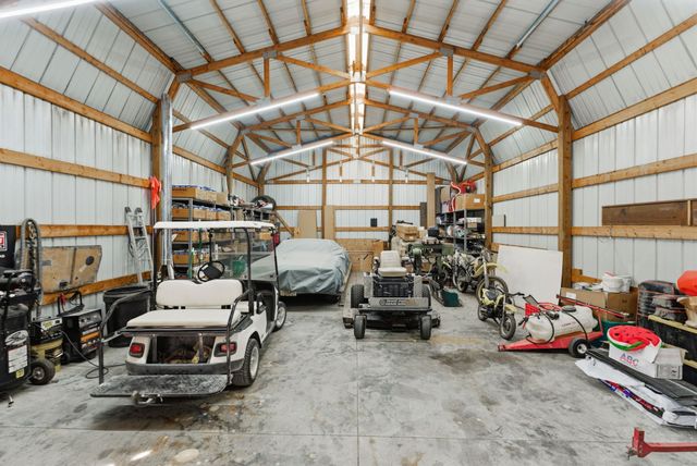 16711 SW 154th Ter, Rose Hill, KS 67133