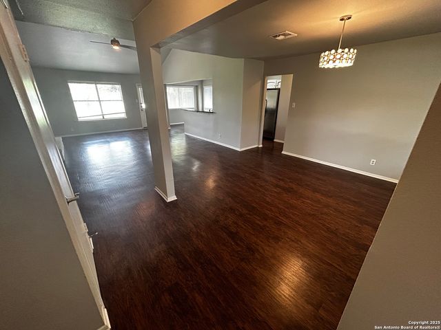 14118 SUSANCREST DR, San Antonio, TX 78232