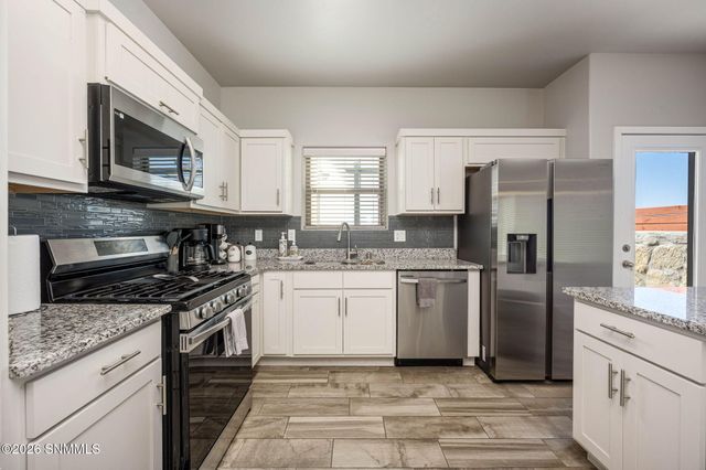 3966 Caspian Road, Las Cruces, NM 88012