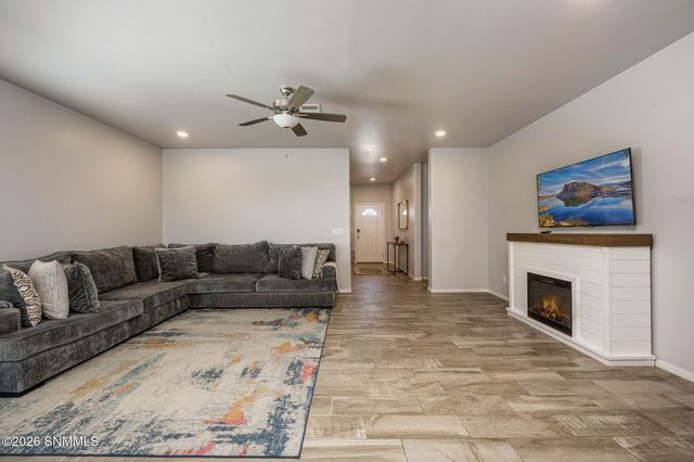 3966 Caspian Road, Las Cruces, NM 88012