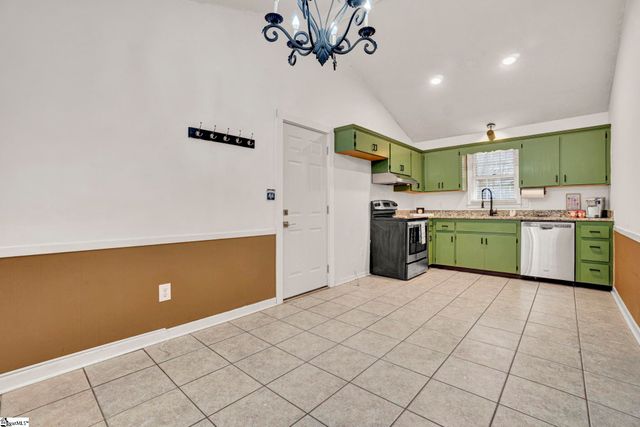 107 Bentbrush Drive, Simpsonville, SC 29680