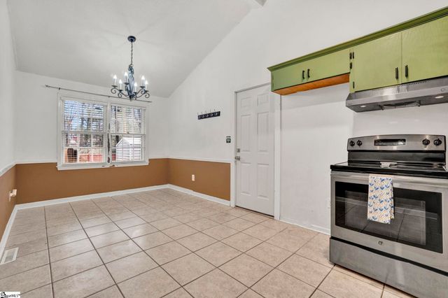 107 Bentbrush Drive, Simpsonville, SC 29680