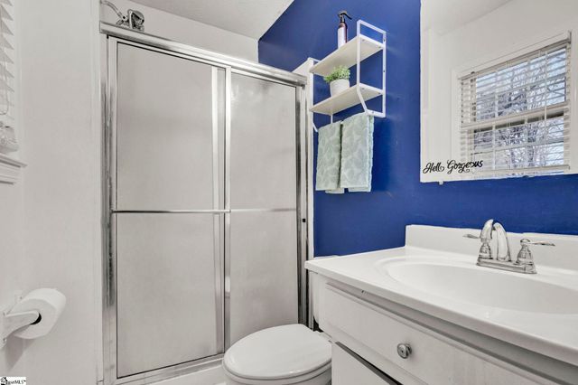 107 Bentbrush Drive, Simpsonville, SC 29680