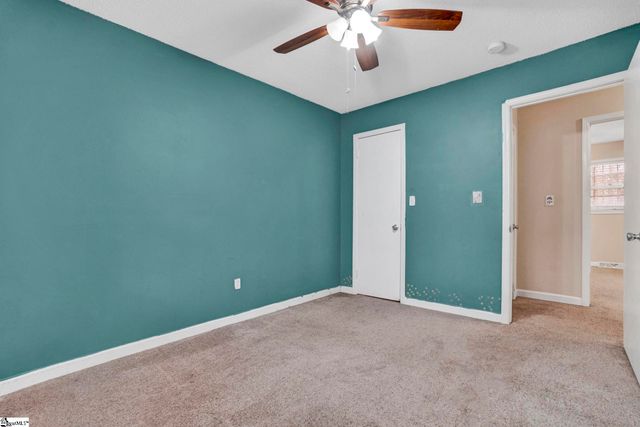 107 Bentbrush Drive, Simpsonville, SC 29680