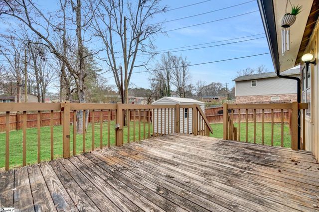 107 Bentbrush Drive, Simpsonville, SC 29680