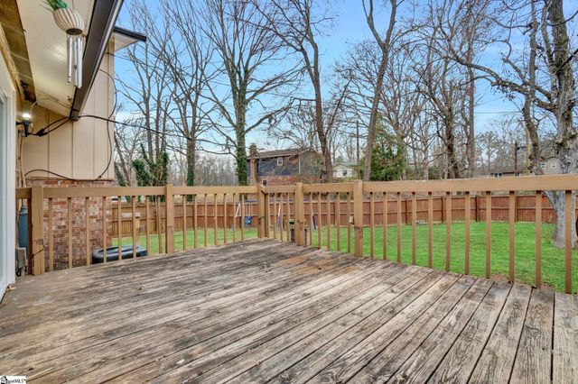 107 Bentbrush Drive, Simpsonville, SC 29680