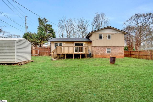 107 Bentbrush Drive, Simpsonville, SC 29680