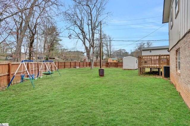 107 Bentbrush Drive, Simpsonville, SC 29680